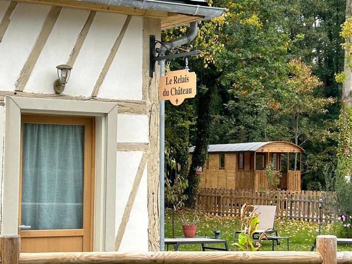 Location de vacances pour 2 personnes, avec jardin ainsi que terrasse et vue à Fiquefleur-Équainville - 4