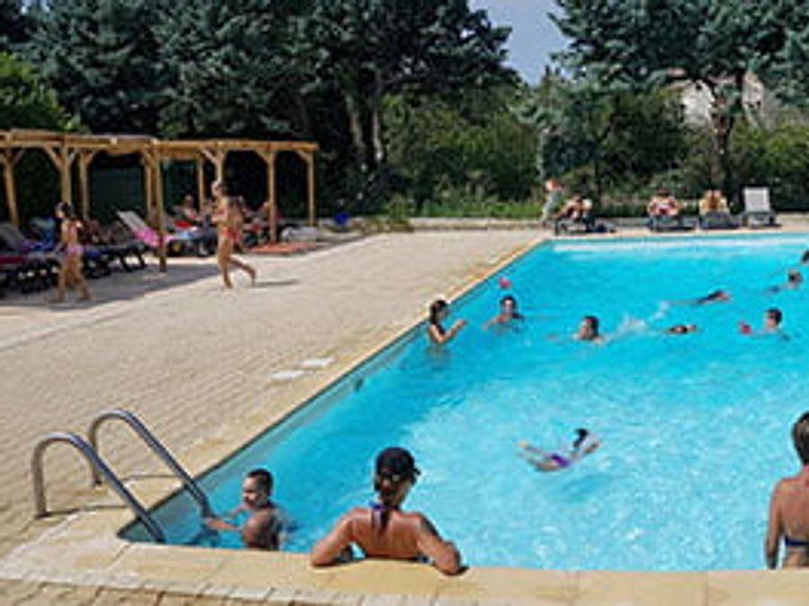 Camping La Résidence d'été - Mobilhome 4 personnes - Cottage Classique - 18 m² - 2 chambres - 4 pers in Saint-Remèze, Privas