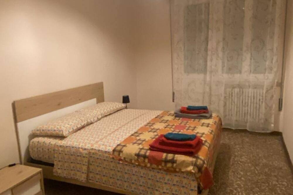 Ganze Wohnung, Mantova sweet home 2-bedroom apartment in phenomenal Mantova with Ac, Wifi in Mantua, Mantua Provinz