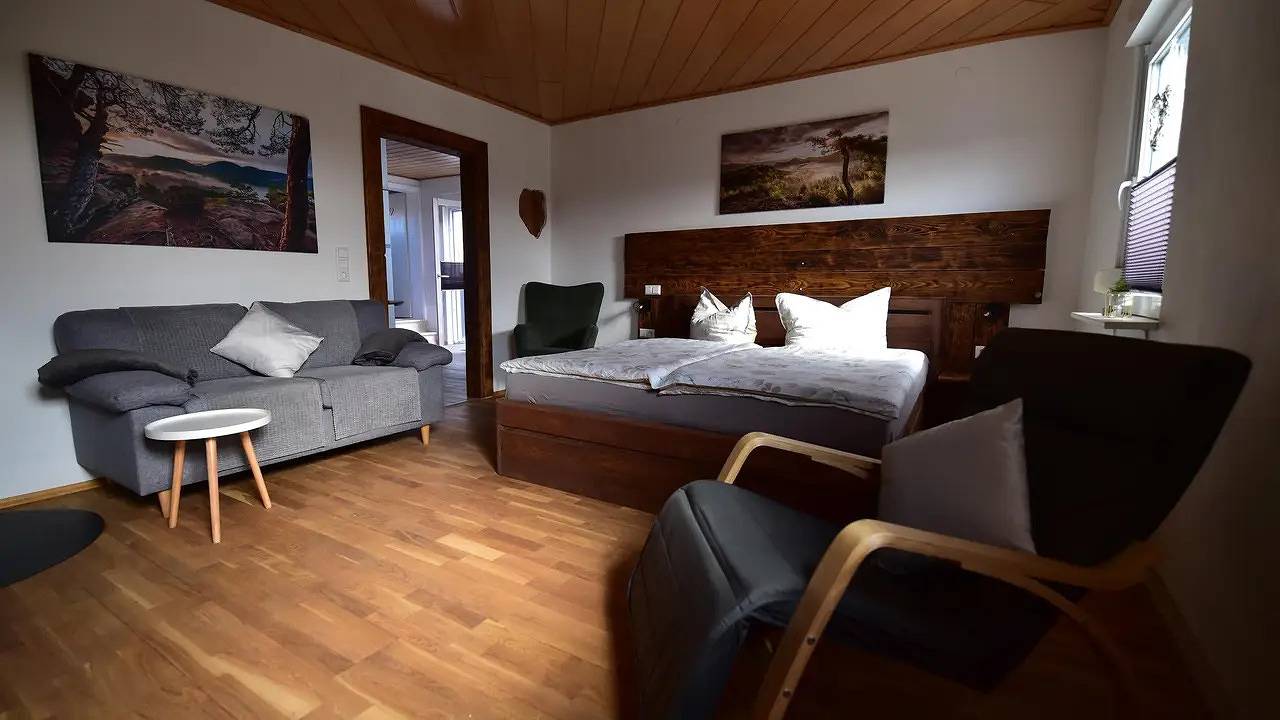 Ganze Ferienwohnung, Ferienwohnung für 2 Personen (58 m²) in Busenberg in Busenberg, Landkreis Südwestpfalz