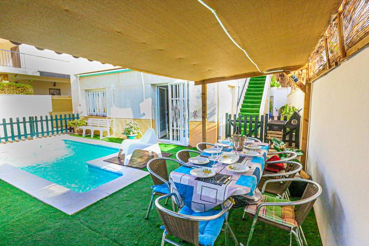 Chalet para 8 personas, con jardín y terraza en Baix Camp - 3