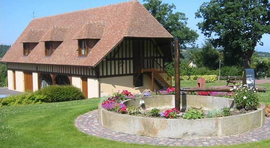Gîte pour 4 personnes, avec terrasse et jardin