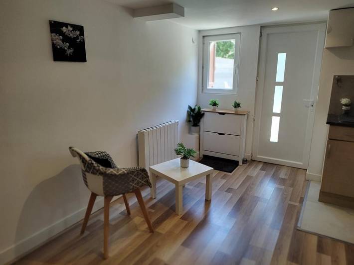 Gîte pour 2 personnes, avec vue et jardin dans Cessens - 3