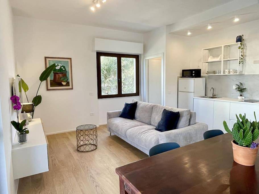 Appartamento intero, One-Bedroom Apartment in Poetto (Cagliari), Cagliari