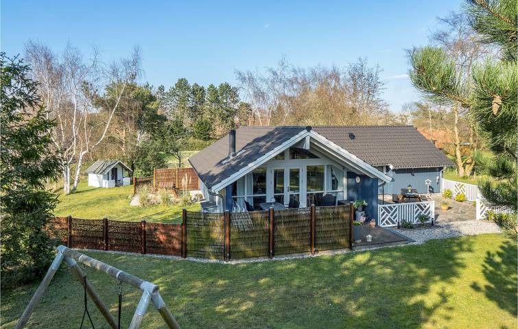 Ferienhaus für 8 Personen, mit Whirlpool und Terrasse sowie Sauna und Garten, mit Haustier in Kramnitse - 2