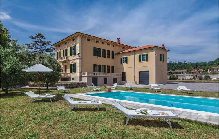 Ferienhaus für 12 Personen, mit Terrasse und Garten sowie Pool in Lucca - 3