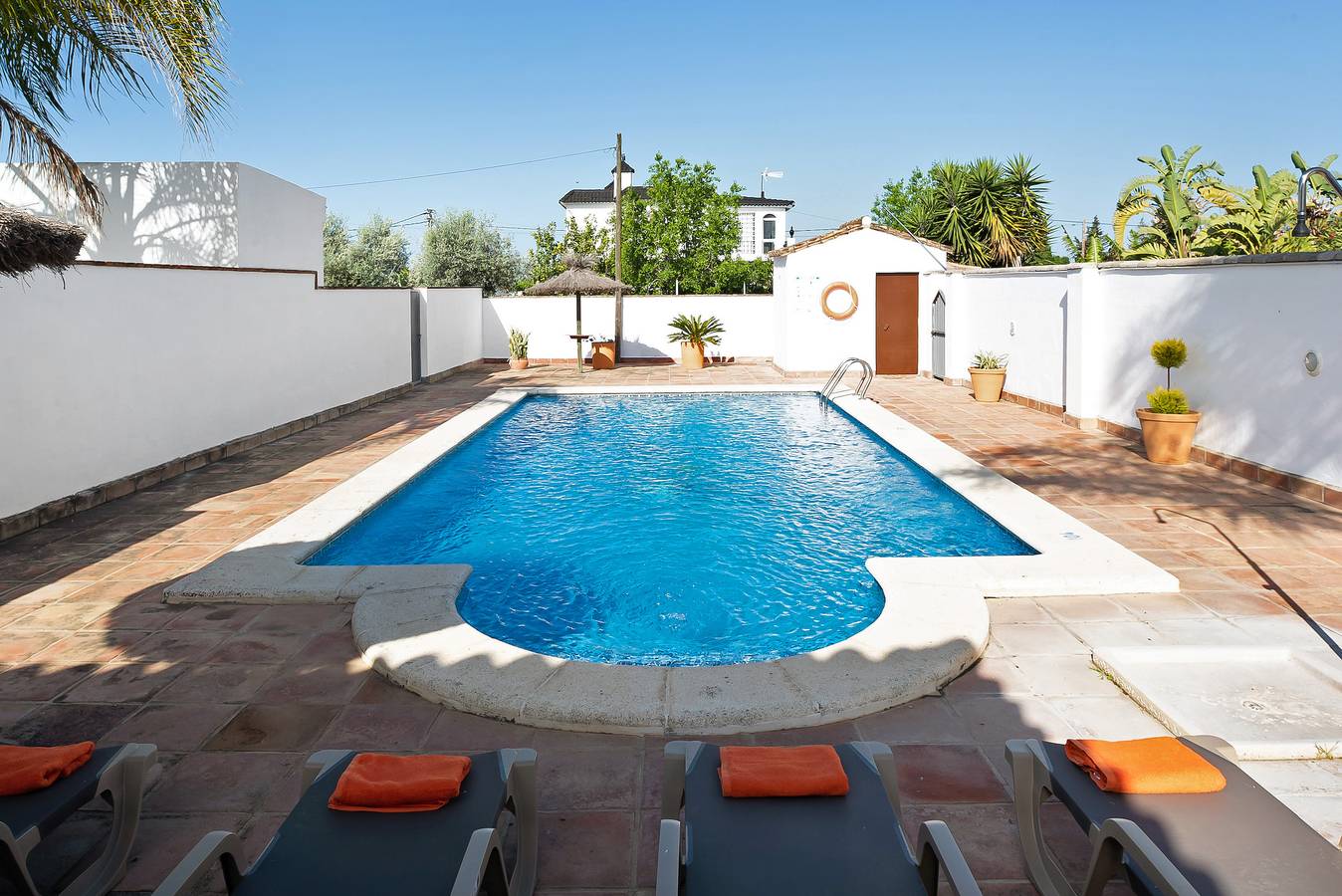 Charming Home Casa Villanueva 4 with Private Pool, Garden & Wi-Fi in Conil De La Frontera, Costa De La Luz