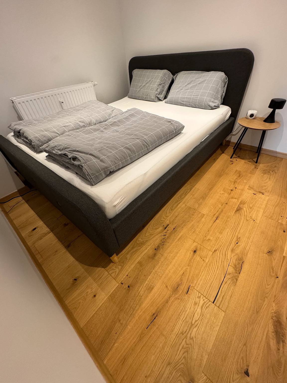 Ganze Wohnung, Kleine Ferienwohnung In Festungsnähe mit Wi-Fi in Deutsches Eck, Koblenz