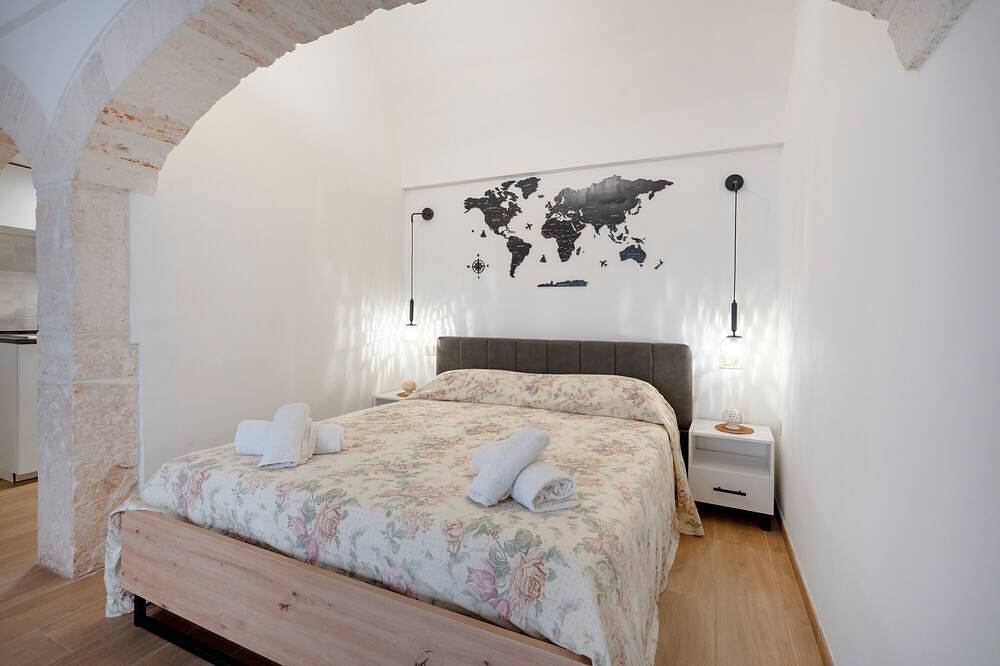 Entire apartment, Studio 'Alcova' with Wi-Fi and Air Conditioning in Noci, Bari Province
