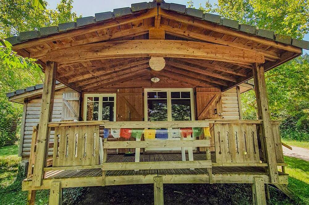 Chalet for 6 with Terrace in Fenouillet, Parc naturel régional Corbières-Fenouillèdes