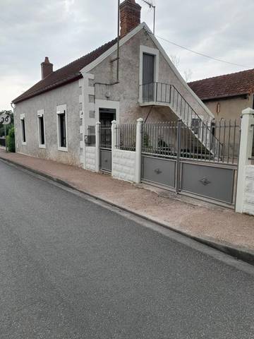 Gîte pour 7 personnes, avec jardin dans Thiel-sur-Acolin