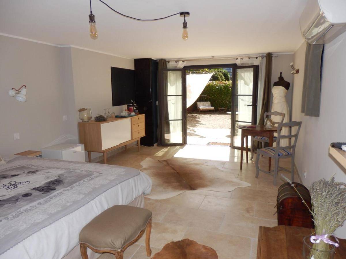 La secrète chambre de la tour in Orgone, Région d'Arles