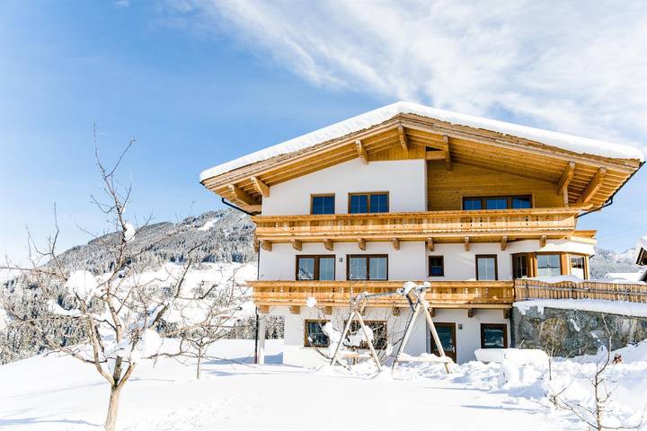 Ferienhaus für 5 Personen, mit Terrasse und Garten sowie Ausblick