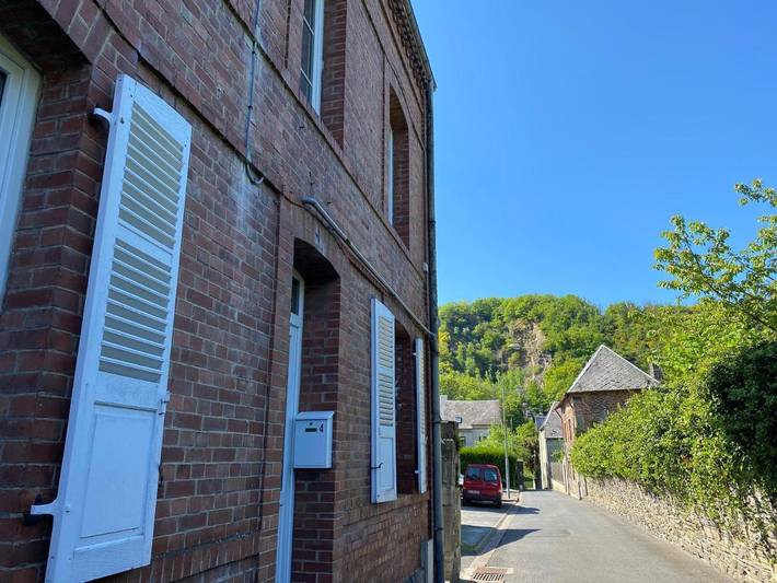 Location de vacances pour 4 personnes, avec terrasse et vue à Fumay - 2