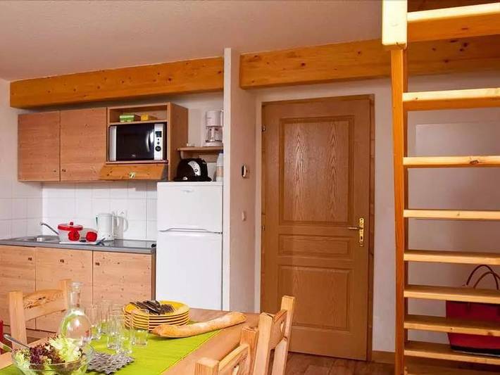 Camping pour 8 personnes, avec sauna, animaux acceptés dans Bauges - 3