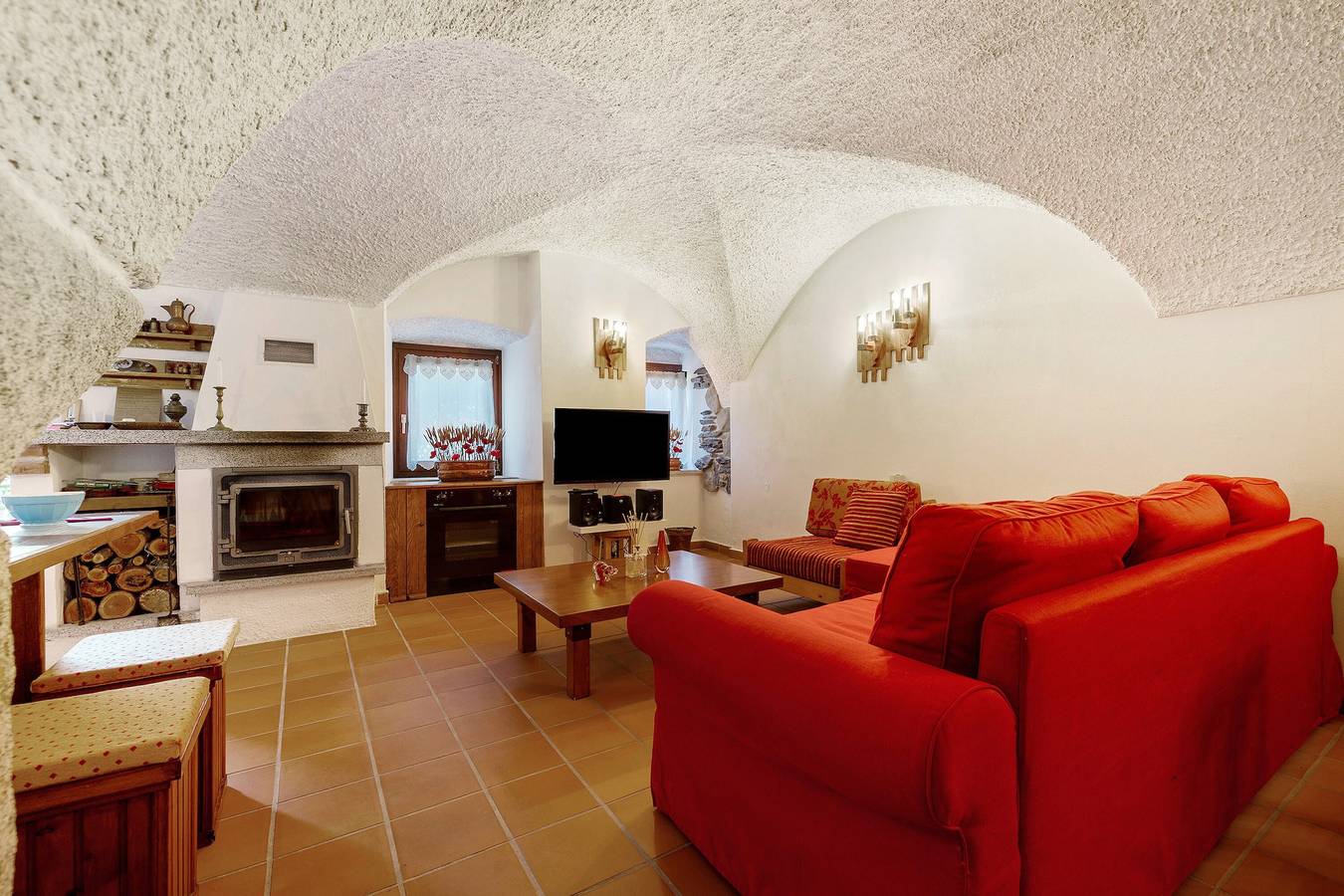 Antico Casolare di Alice mit Kamin und Garten nahe Molveno in Comano Terme, Gardasee-Berge