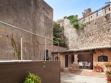 Vacation Rental for 12 Guests in Tossa de Mar, Costa Brava, Picture 1