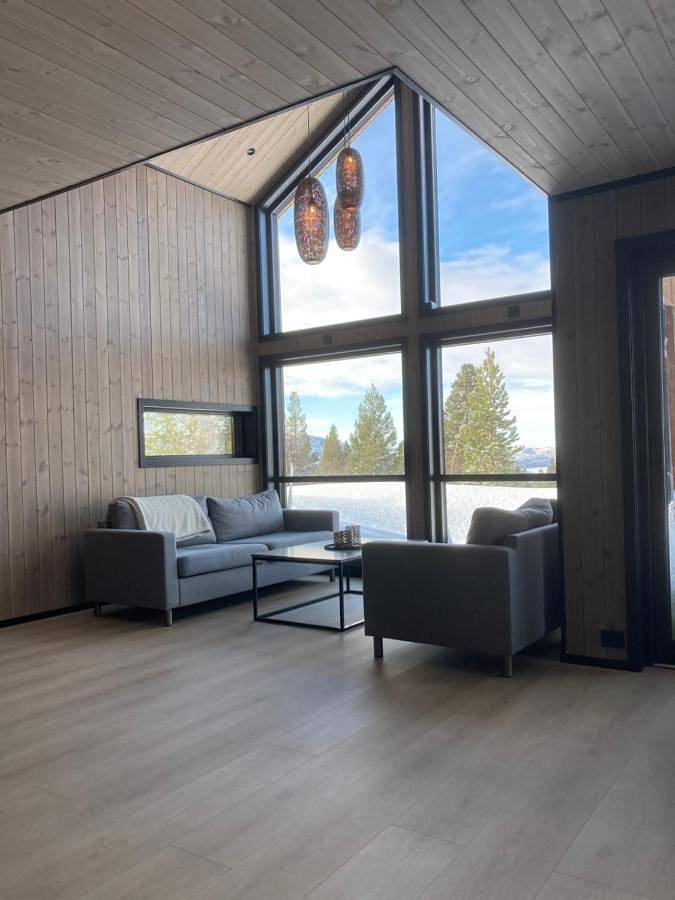 Ferienhaus für 7 Personen, mit Whirlpool und Terrasse sowie Garten und Sauna in Alta