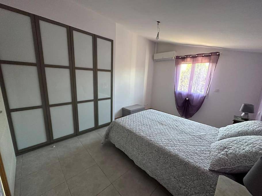 Two-Bedroom House in Bernis, Côte méditerranéenne (France)