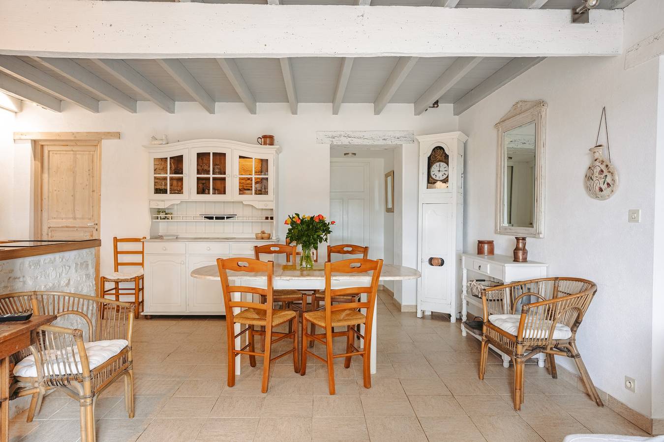 Gîte Le Fournil - Les Gites Du Moulin avec terrasse privée, jardin et Wi-Fi à Saint-Hilaire-la-Palud in Saint-Hilaire-la-Palud, Région de Niort