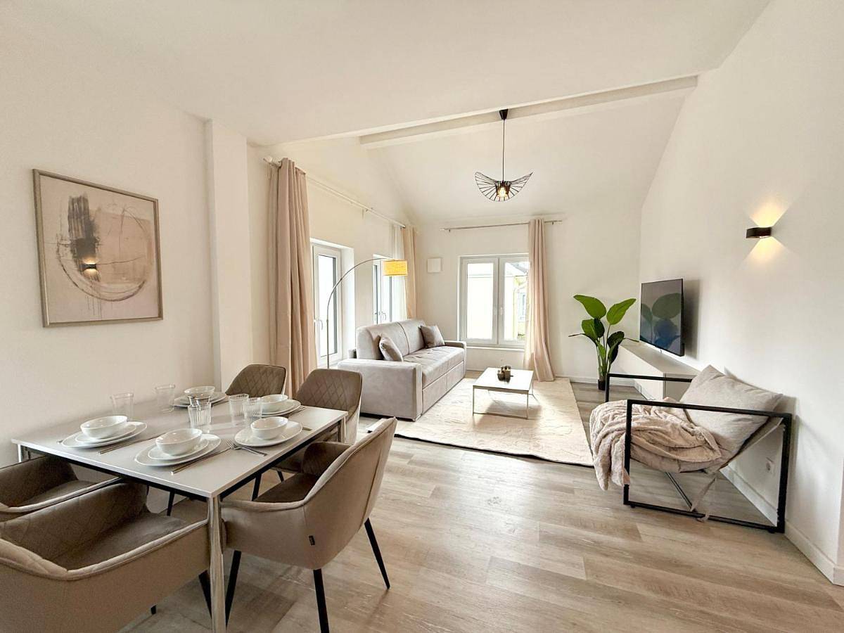 Ganze Wohnung, Moderne-Neubauwohnungen mit kostenlosen Parkplätzen in Rahlstedt Hamburg, Hamburg