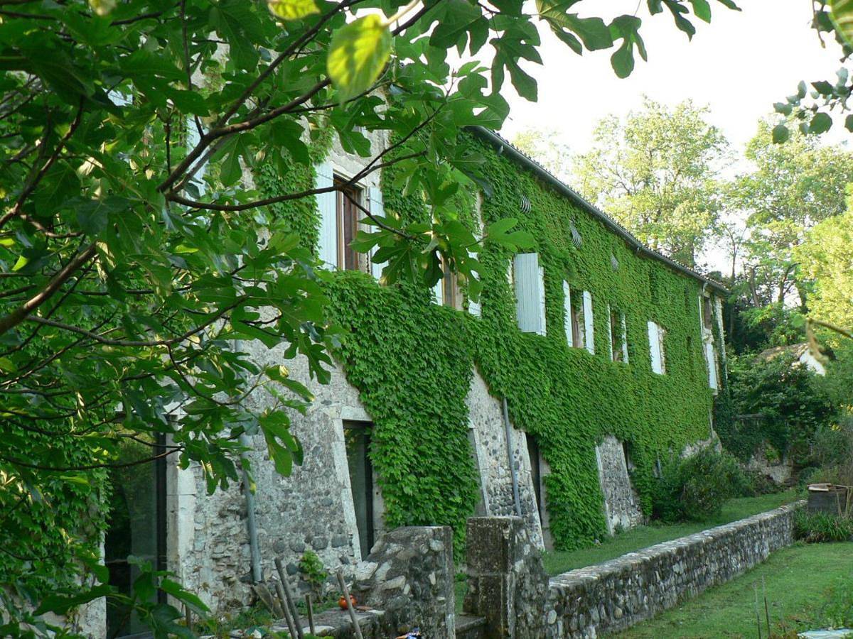 Family Room with Private Bathroom in Saint-Thomé, Privas (arrondissement)