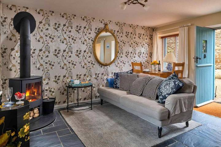 Villa for 2 people, with balcony, child-friendly in Devon