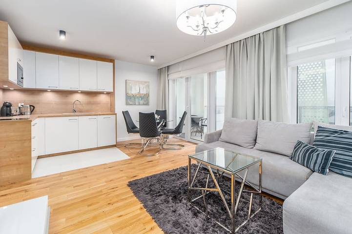 Ferienwohnung für 6 Personen, mit Whirlpool und Sauna sowie Balkon, mit Haustier