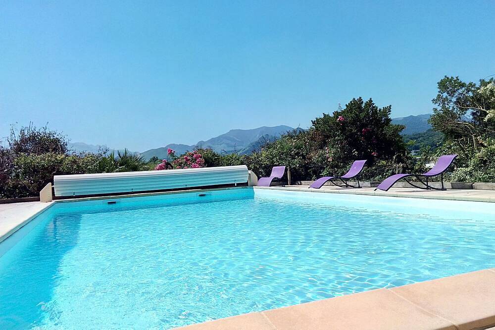 Bed and breakfast at the farm, Lourdes, Pyrenees, Anousta in Loubajac, Hautes-Pyrénées