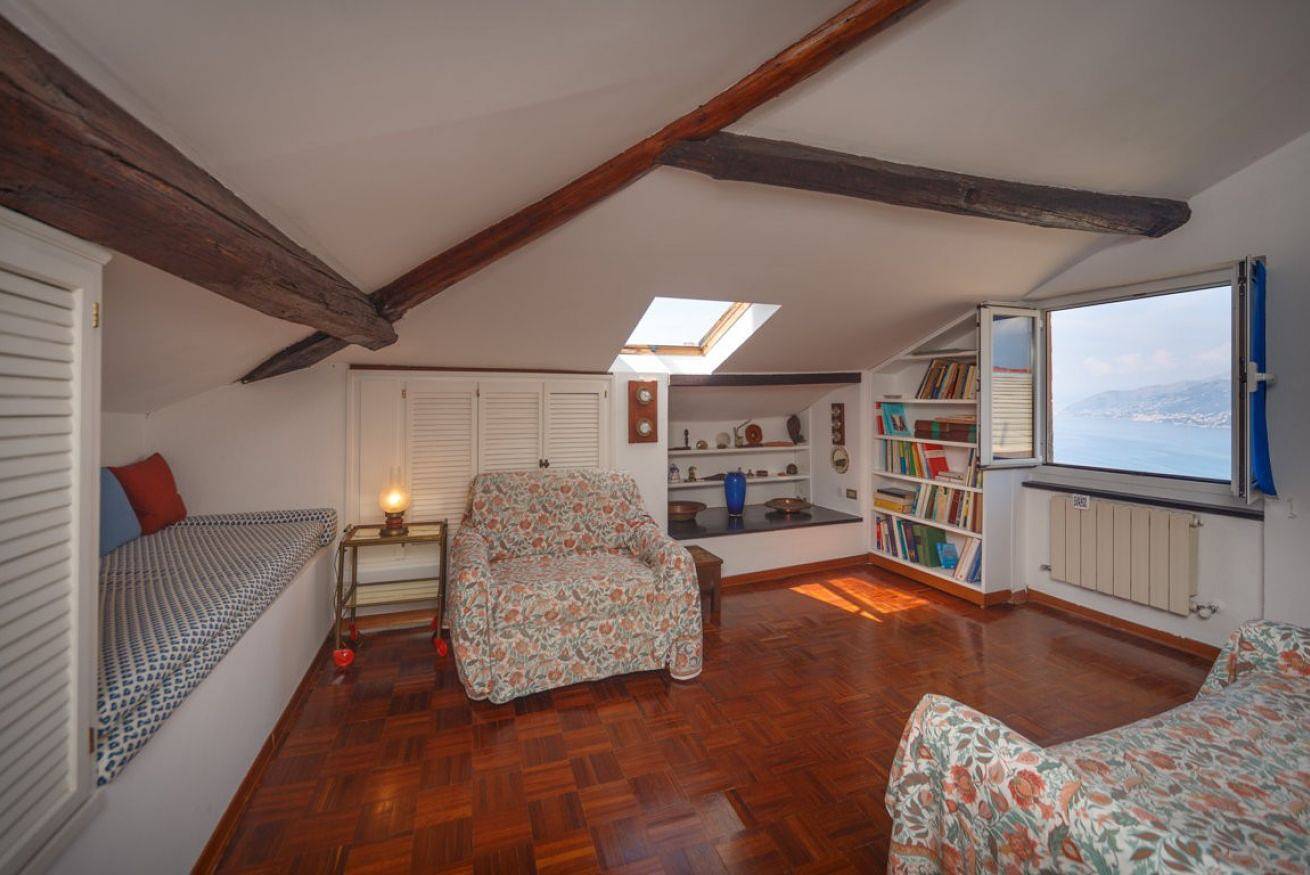 Entire apartment, Li 06 - Casa Constanza - Peace and relaxation in Liguria in San Rocco di Camogli, Camogli