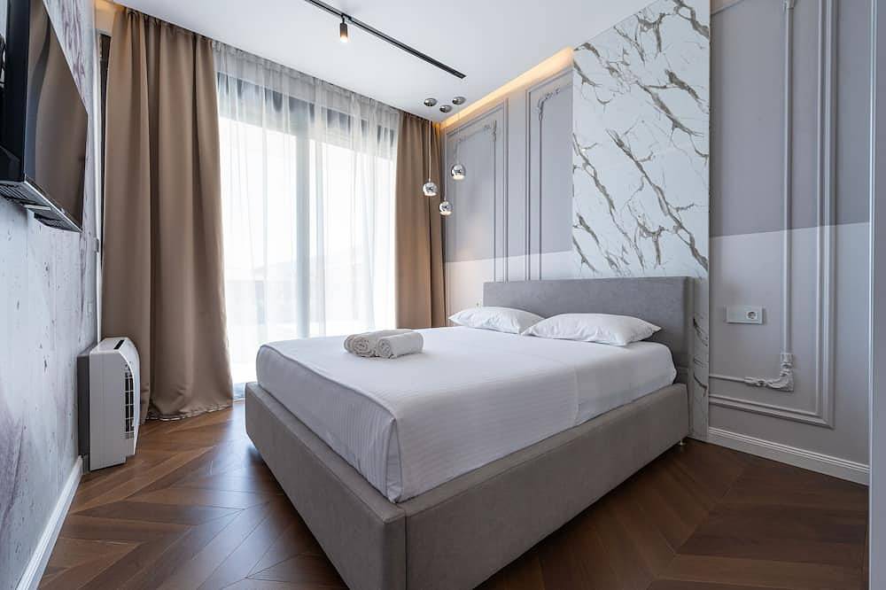 Modern luxury villa with swimming pool & sea view in Budva, Opština Budva