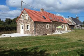 Location de vacances pour 4 personnes, avec jardin et terrasse, animaux acceptés à Crasville