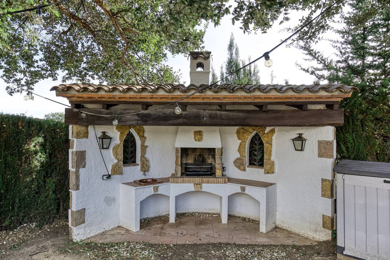 Villa „Les Aulines“ mit Bergblick, Wlan und Klimaanlage in Cabanyes, Calonge