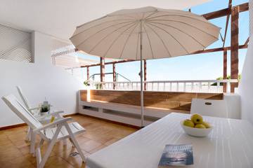 Holiday Rental for 3 People in Central Costa Teguise, Teguise, Photo 3