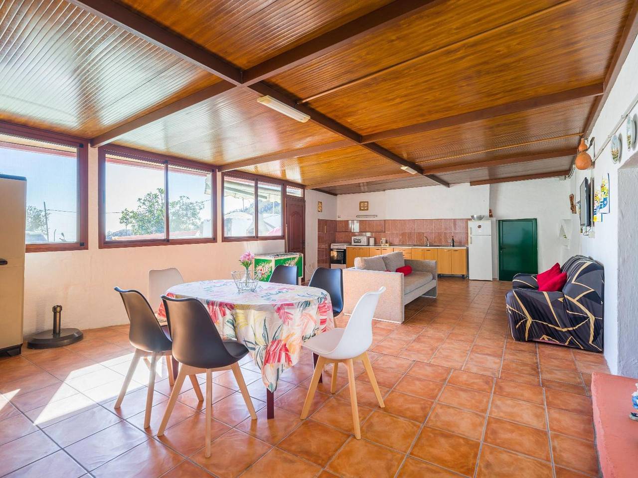 Ferienhaus 'La Casita Cueva Don Carmelo' mit Bergblick, privater Terrasse und Wlan in San Bartolomé de Tirajana, Gran Canaria Süd