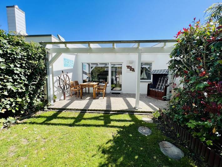 Ferienhaus für 4 Personen, mit Terrasse und Garten in Diedrichshagen