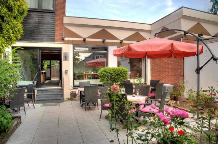 Hotel für 3 Personen, mit Terrasse und Garten sowie Sauna in Flensburg