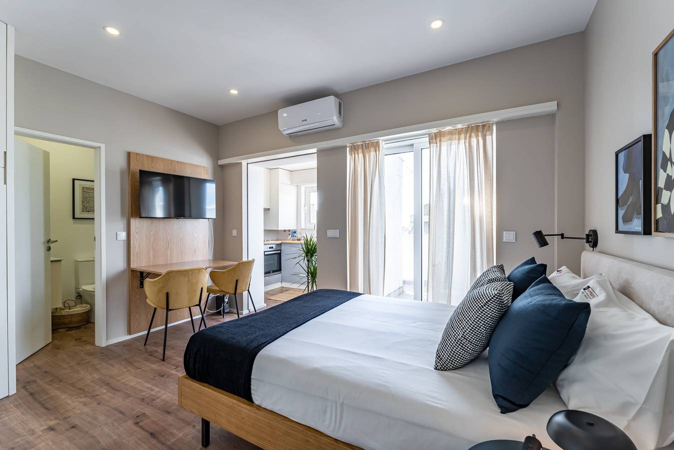 Studio entier, Nomad's Easy Stay - Studio Lounge Casa da Musica in Cedofeita, Porto
