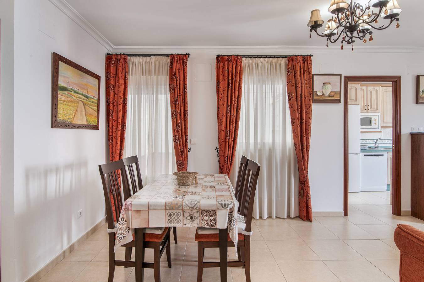 Apartamento entero, Apartamento 'Pepita Feria' con balcón, Wi-Fi y aire acondicionado in Valverde del Camino, Provincia de Huelva