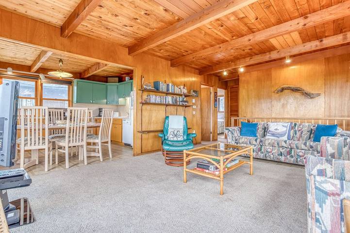 Vacation rental for 8 people, with balcony, with pets in Neskowin