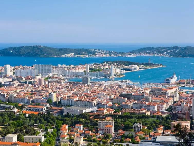 Apartamento entero, 2 estancias 4 Personas in Tolón, Region de Toulon