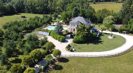 Chambre d’hôte pour 3 personnes, avec sauna et piscine ainsi que jardin et jacuzzi dans le Lot-et-Garonne