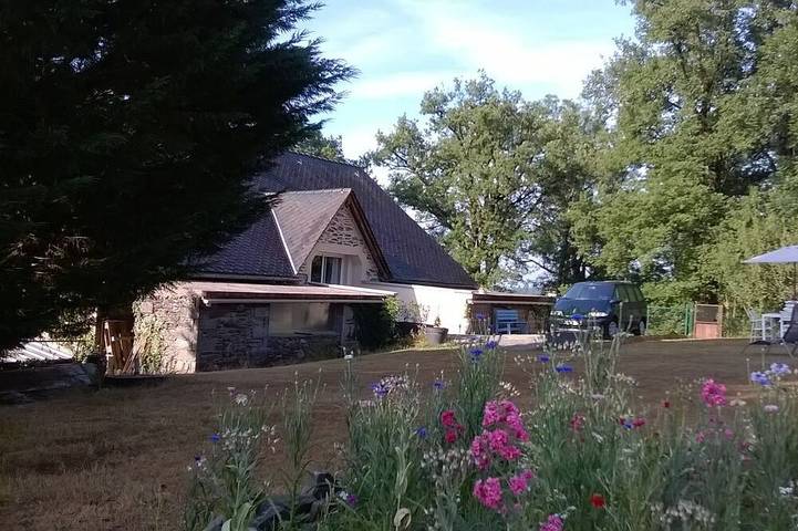 Location de vacances pour 6 personnes, avec terrasse et jardin à Mirandol-Bourgnounac - 2