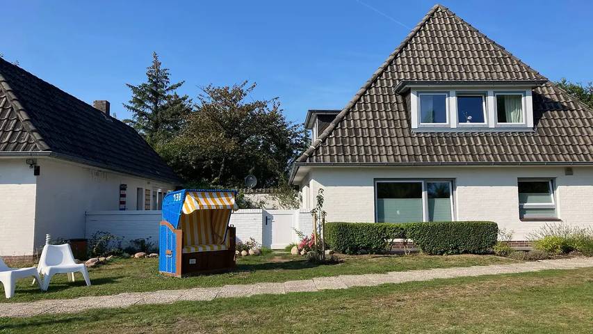 Ferienhaus für 10 Personen, mit Terrasse und Garten sowie Sauna, mit Haustier in Nebel