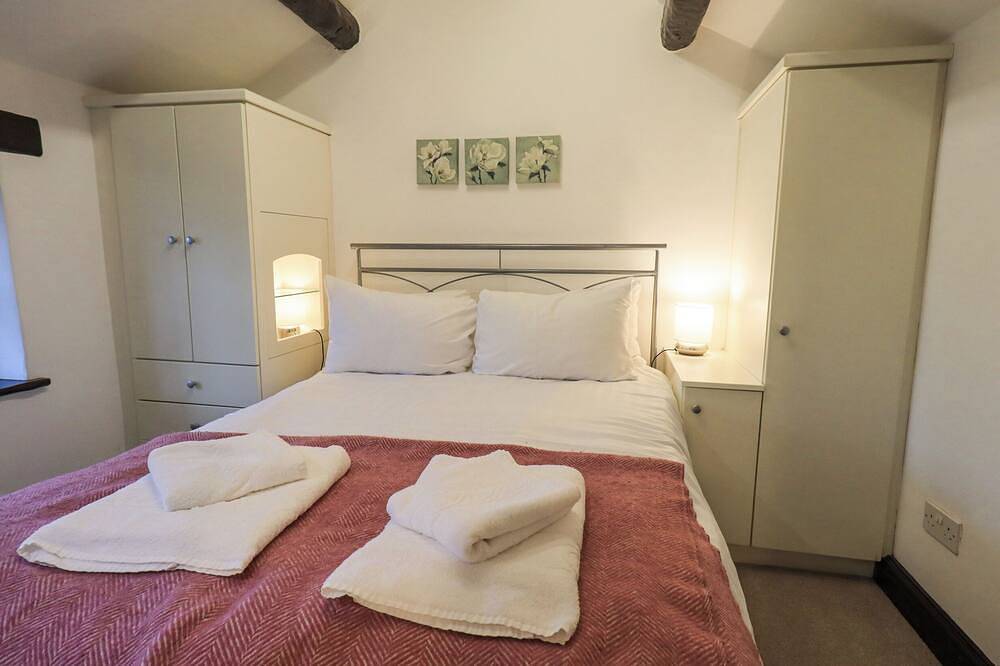Cobblestone Cottage, romantic, character holiday cottage in Ambleside in Ambleside, Lake District