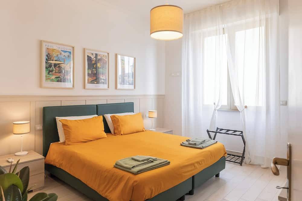 Entire apartment, 2 Bedroom Apartment in Scandicci in Scandicci, Florence Province