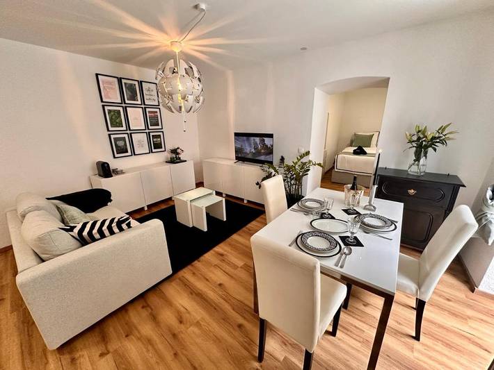 Ferienwohnung für 2 Personen, mit Garten und Terrasse in Schottwien
