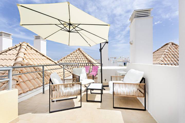 Ferienwohnung für 4 Personen, mit Garten und Balkon sowie Pool - 1