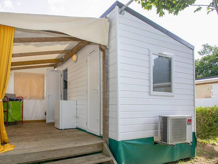 Camping pour 2 personnes, avec bassin pour enfant dans l' Ariège - 4