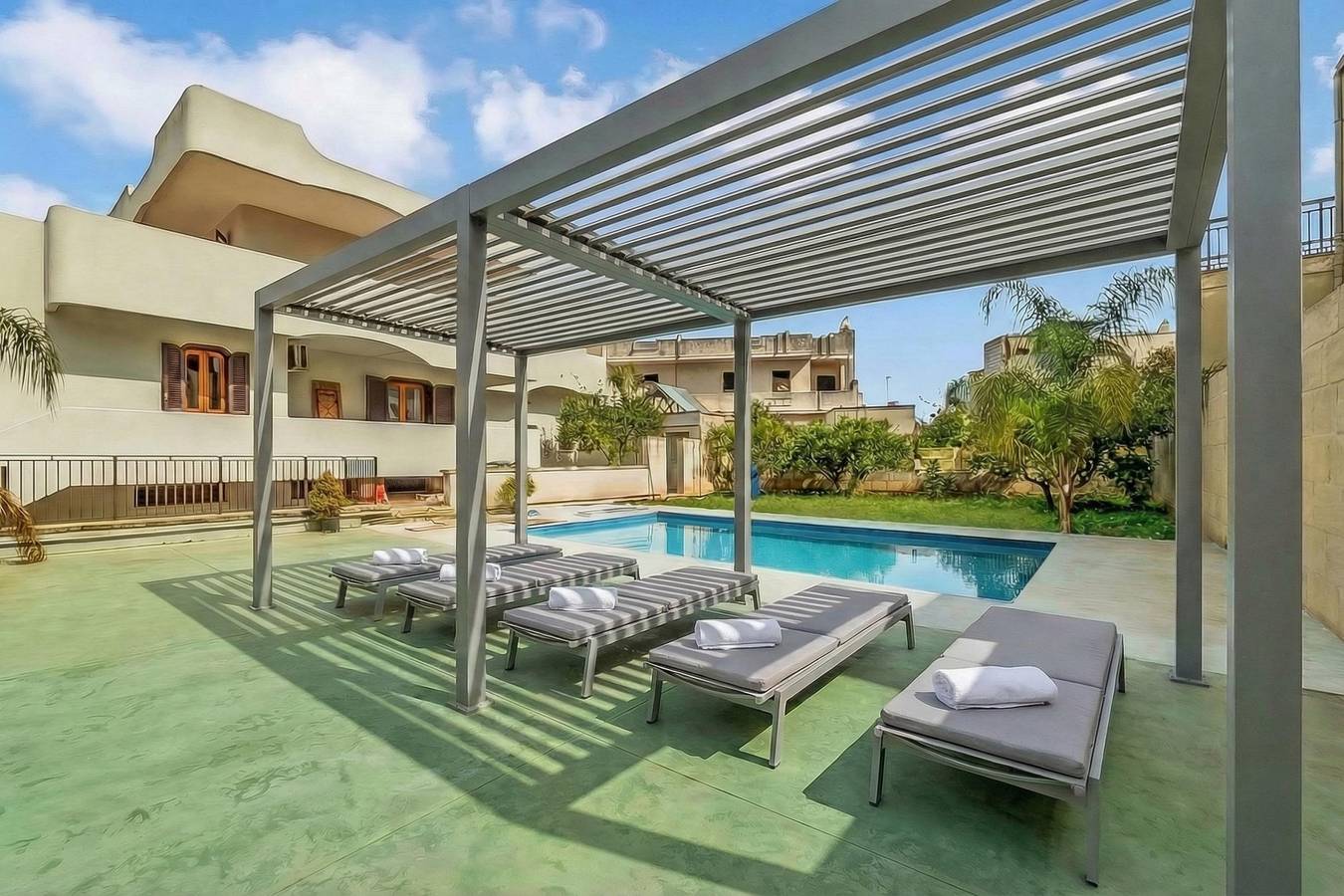 Modernes Apartment mit 2 Schlafzimmern und Pool in der Nähe von Melpignano und dem Restaurant Cibus in Cursi, Lecce Provinz